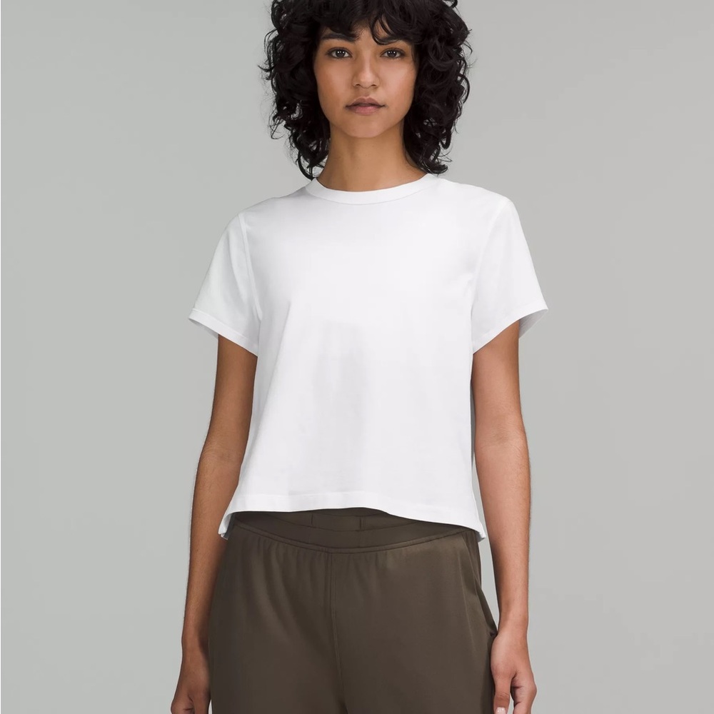 Lululemon Classic Fit Cotton Blend Tee